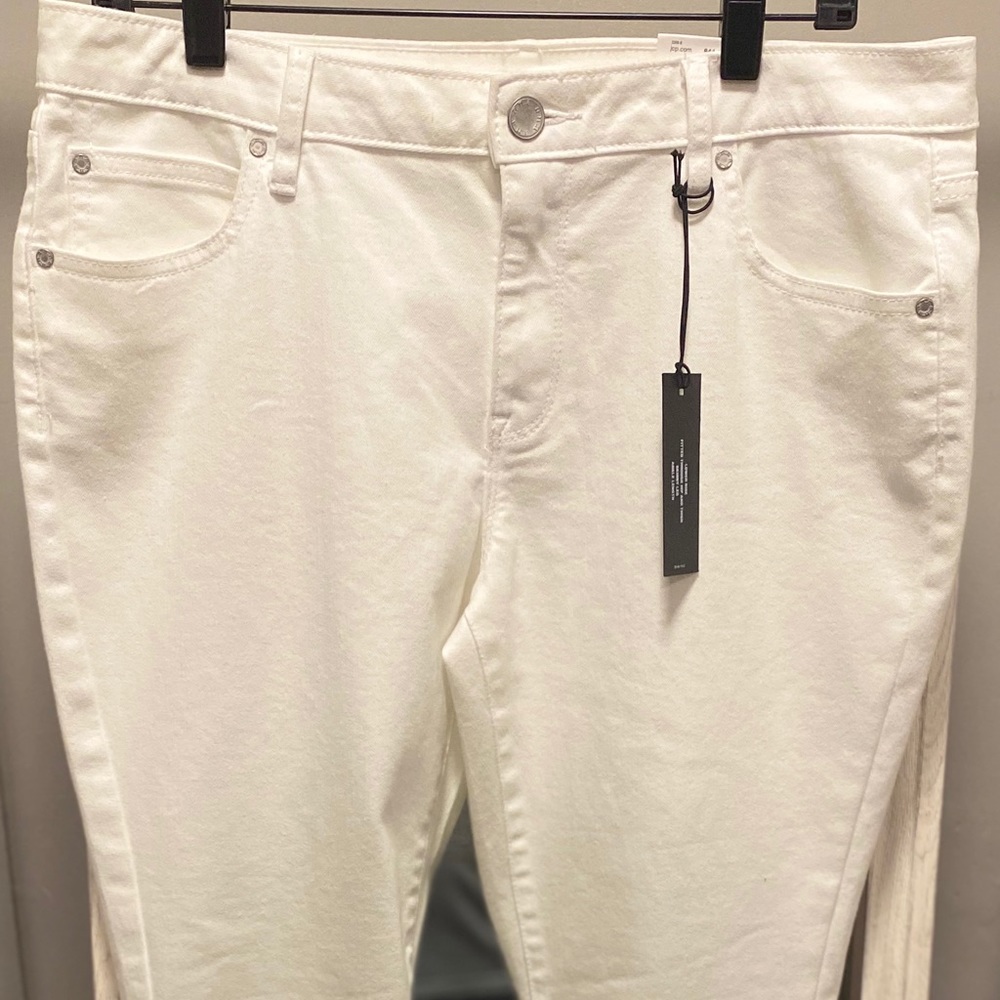 Ana NWT - Skinny Ankle - White Jeans - 32/14